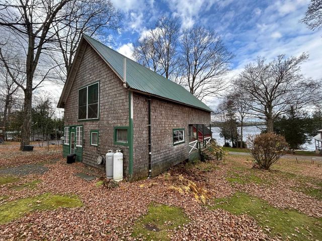 104 North Winnimere Road, Greensboro, VT 05841