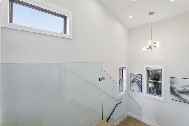 2212 Leland Avenue, Mountain View, CA 94040