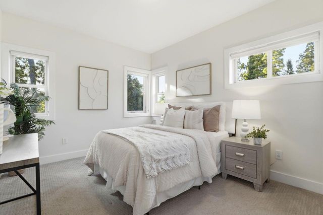 2212 Leland Avenue, Mountain View, CA 94040
