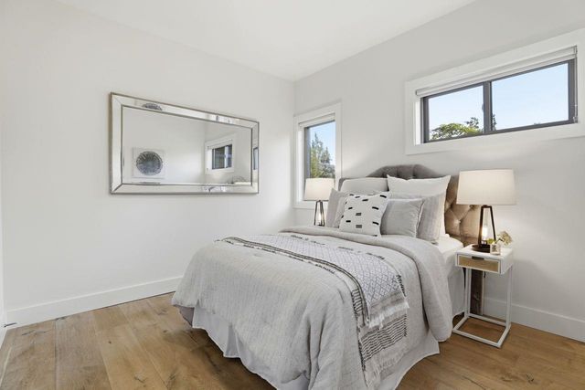 2212 Leland Avenue, Mountain View, CA 94040