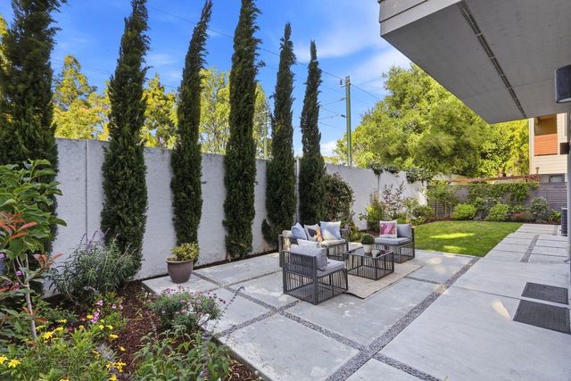 2212 Leland Avenue, Mountain View, CA 94040