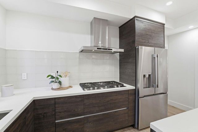 2212 Leland Avenue, Mountain View, CA 94040