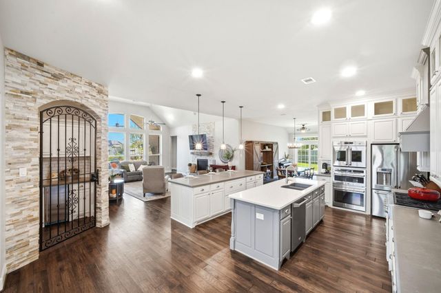 1433 Hicks Field Lane, League City, TX 77573