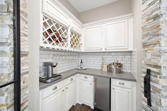 1433 Hicks Field Lane, League City, TX 77573