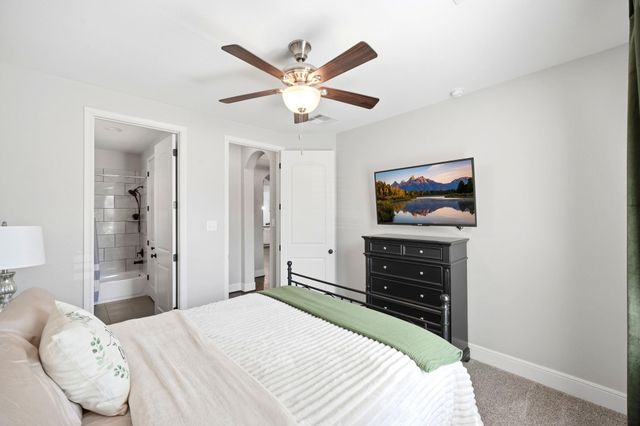 1433 Hicks Field Lane, League City, TX 77573