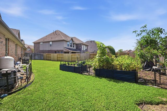 1433 Hicks Field Lane, League City, TX 77573