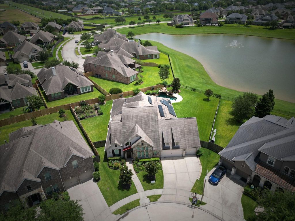 1433 Hicks Field Lane, League City, TX 77573