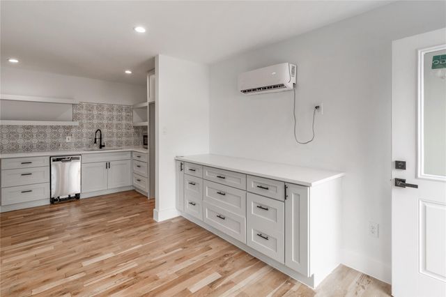 1414 Sweet Grass Trail, Houston, TX 77090