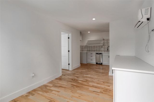 1414 Sweet Grass Trail, Houston, TX 77090