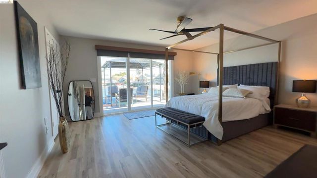 2293 Reef Ct, Discovery Bay, CA 94505