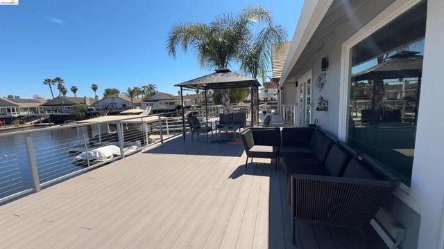 2293 Reef Ct, Discovery Bay, CA 94505