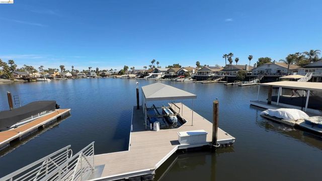 2293 Reef Ct, Discovery Bay, CA 94505