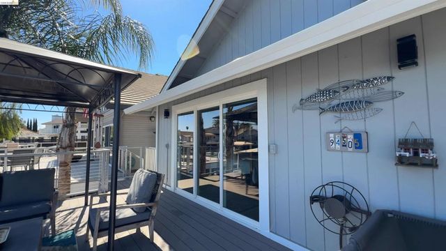 2293 Reef Ct, Discovery Bay, CA 94505