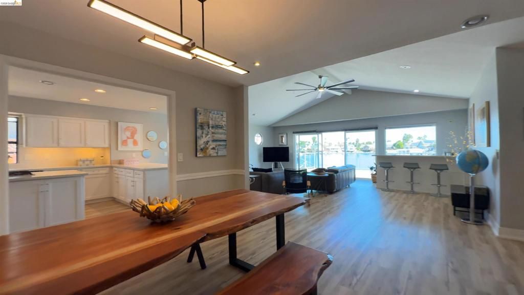 Image 10 of property listing at 2293 Reef Ct, Discovery Bay, CA 94505
