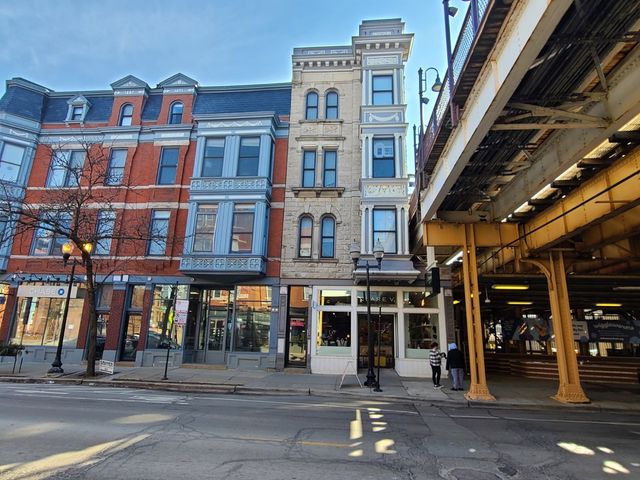939 W Armitage Avenue B, Chicago, IL 60614
