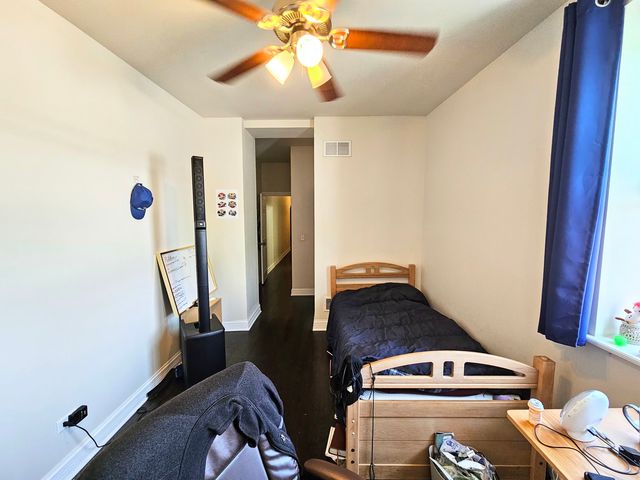 939 W Armitage Avenue B, Chicago, IL 60614