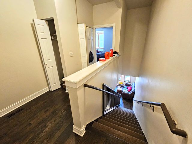 939 W Armitage Avenue B, Chicago, IL 60614