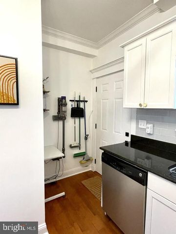 1656 KRAMER ST NE, Washington, DC 20002