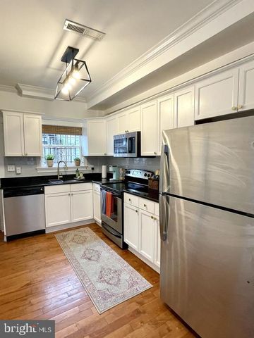 1656 KRAMER ST NE, Washington, DC 20002