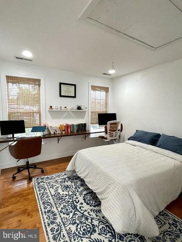 1656 KRAMER ST NE, Washington, DC 20002