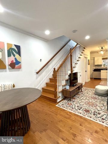 1656 KRAMER ST NE, Washington, DC 20002