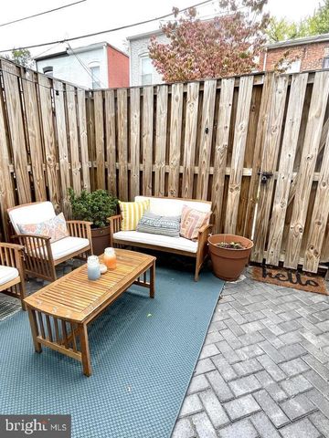 1656 KRAMER ST NE, Washington, DC 20002