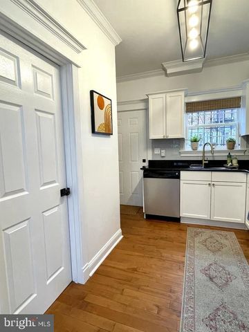 1656 KRAMER ST NE, Washington, DC 20002