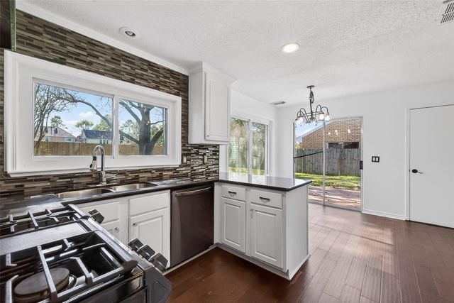 13327 Harpers Bridge Drive, Houston, TX 77041