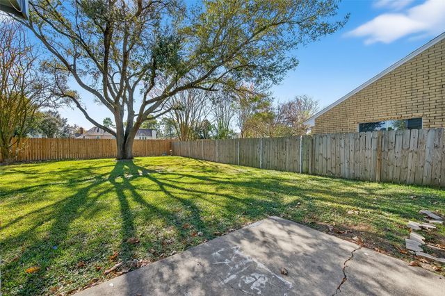 13327 Harpers Bridge Drive, Houston, TX 77041