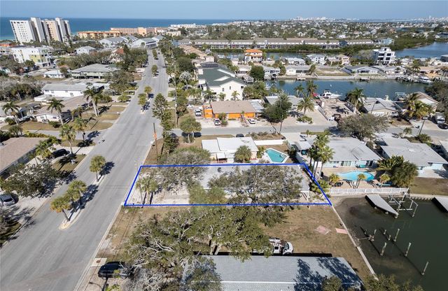 717 E GULF BOULEVARD, Indian Rocks Beach, FL 33785