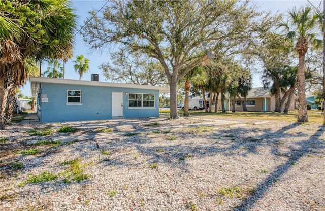 717 E GULF BOULEVARD, Indian Rocks Beach, FL 33785