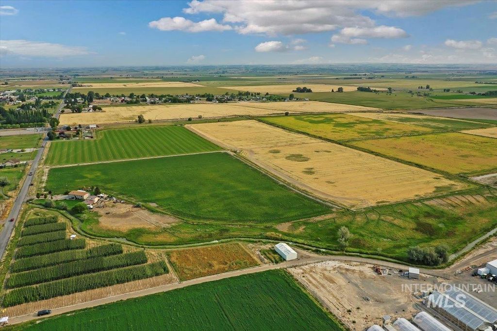 3940 N 2300 E, Filer, ID 83328 photo 18