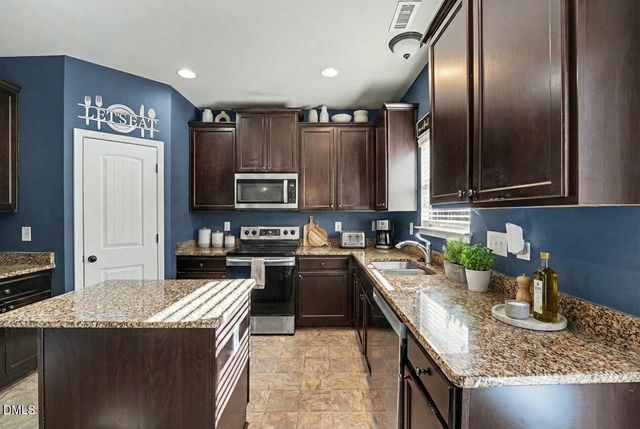 199 Skycroft Drive, Sanford, NC 27332