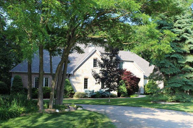 60 Timber Ridge Court, York Twp, MI 48160