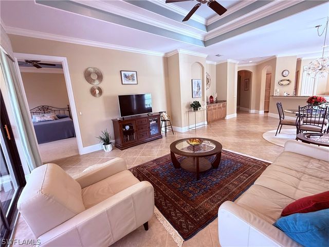 7543 Moorgate Point WAY, Naples, FL 34113