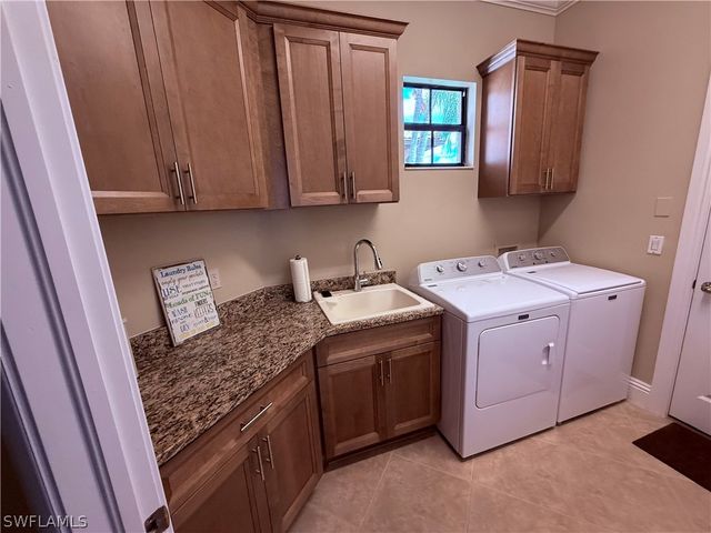 7543 Moorgate Point WAY, Naples, FL 34113