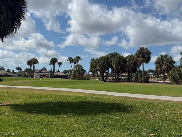 7543 Moorgate Point WAY, Naples, FL 34113