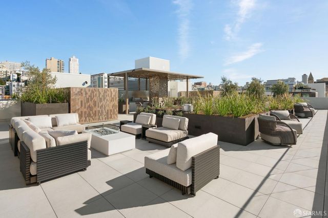 2525 Van Ness Avenue 602, San Francisco, CA 94109