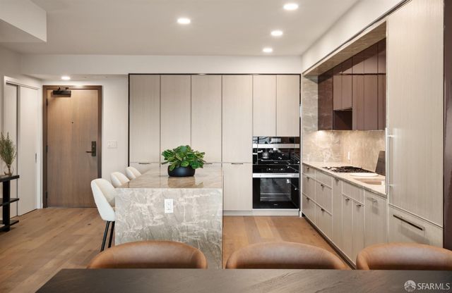2525 Van Ness Avenue 602, San Francisco, CA 94109