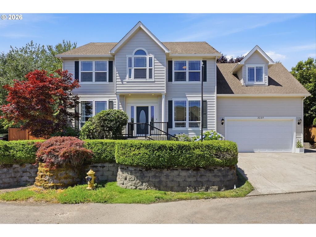 2237 Nw UTAH Ct, Camas, WA 98607