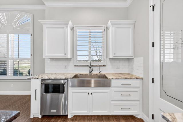 6640 E Sandhills Dr, Gardendale, TX 79758