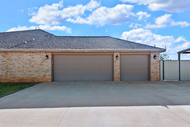 6640 E Sandhills Dr, Gardendale, TX 79758