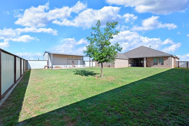 6640 E Sandhills Dr, Gardendale, TX 79758