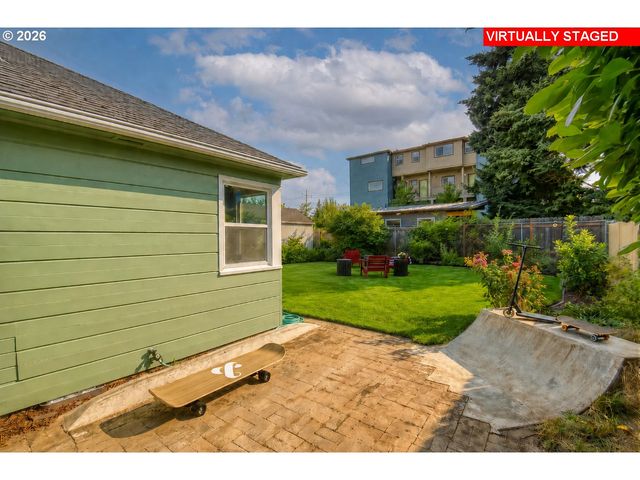 725 Ne 55TH Ave, Portland, OR 97213