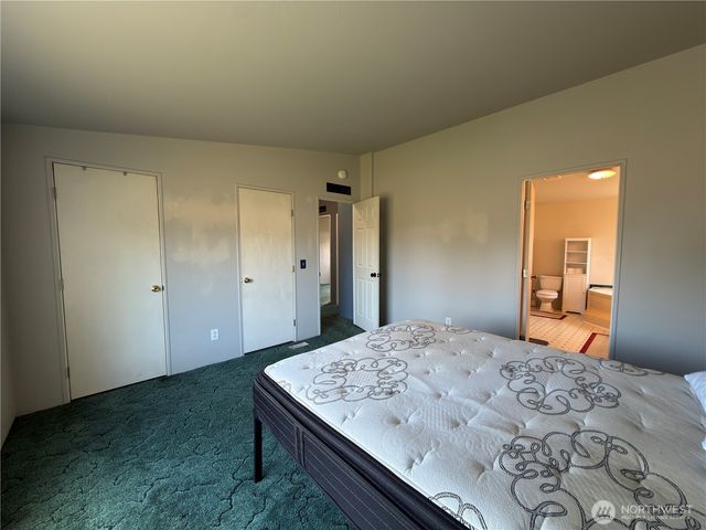 1704 S Delores Place, Port Angeles, WA 98363