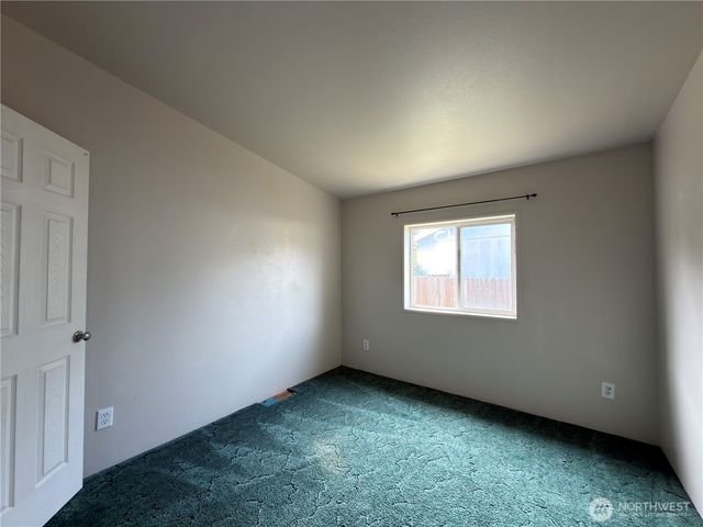 1704 S Delores Place, Port Angeles, WA 98363