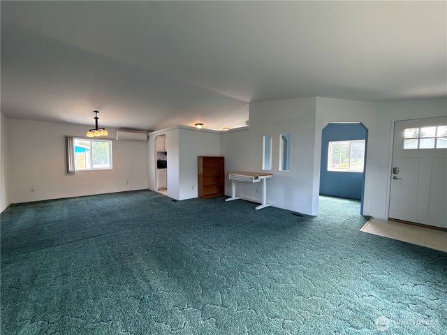 1704 S Delores Place, Port Angeles, WA 98363