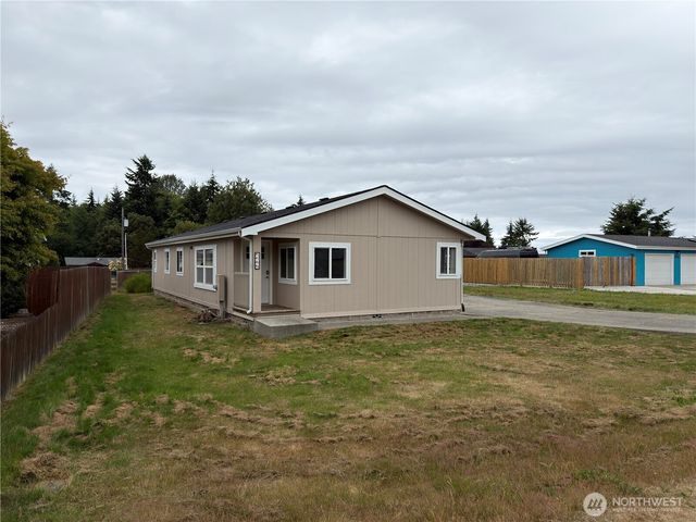1704 S Delores Place, Port Angeles, WA 98363