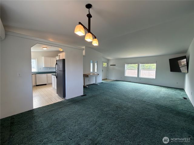 1704 S Delores Place, Port Angeles, WA 98363