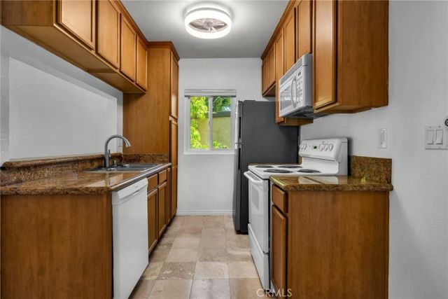 1121 Sepulveda I201, Torrance, CA 90502